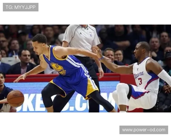 库里比克雷更能无球跑动拉开空间提升三分