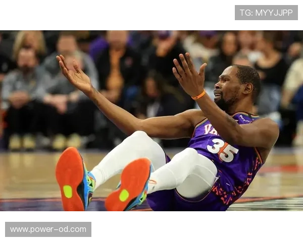 巴恩斯挡拆组织胜过西亚卡姆，拉开进攻空间成猛龙引擎