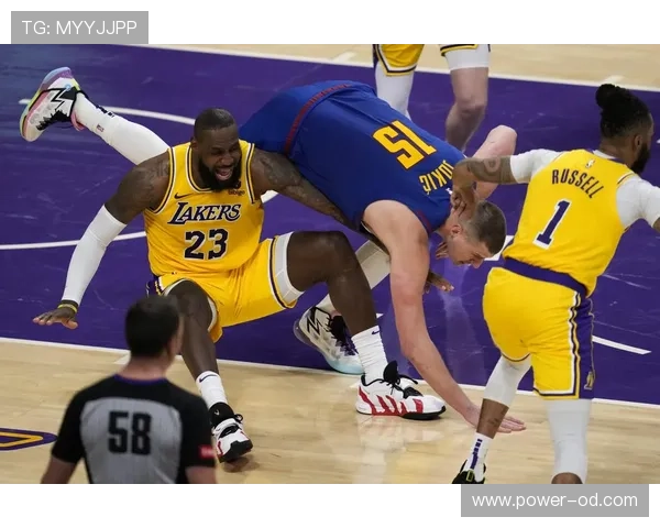 勒布朗挡拆造对手错位提升效率领先詹姆斯同期核心得分手